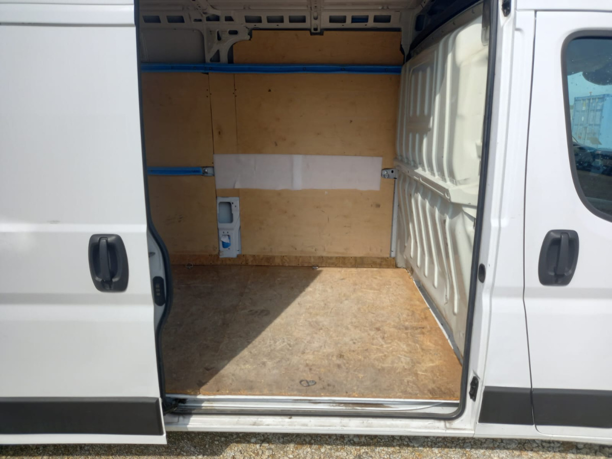 Товарен бус PEUGEOT BOXER FURGON BLASZAK: снимка 14