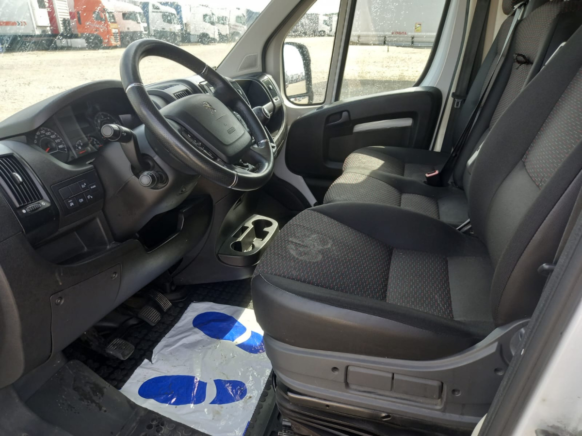 Товарен бус PEUGEOT BOXER FURGON BLASZAK: снимка 9