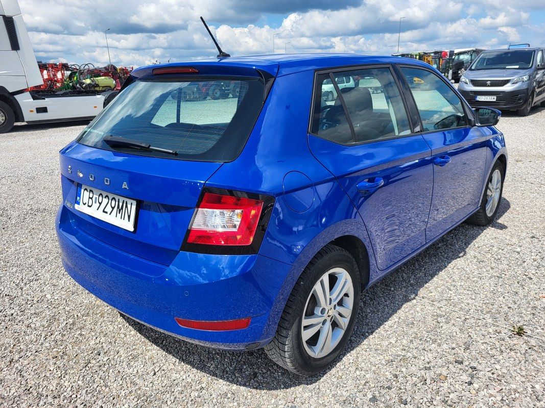 SKODA FABIA HATCHBACK - Хечбек: снимка 4 SKODA FABIA HATCHBACK - Хечбек: снимка 4