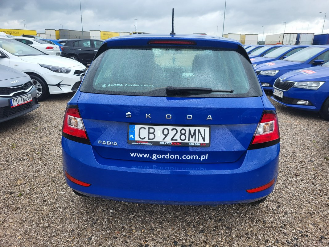 SKODA FABIA HATCHBACK - Хечбек: снимка 5 SKODA FABIA HATCHBACK - Хечбек: снимка 5