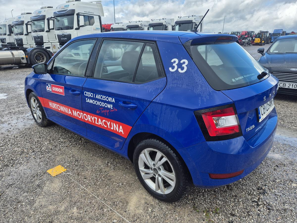 SKODA FABIA HATCHBACK - Хечбек: снимка 4 SKODA FABIA HATCHBACK - Хечбек: снимка 4