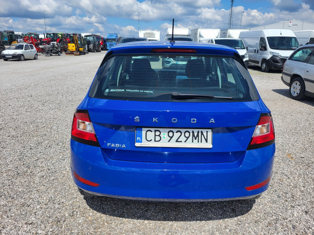 SKODA FABIA HATCHBACK - Хечбек: снимка 5 SKODA FABIA HATCHBACK - Хечбек: снимка 5