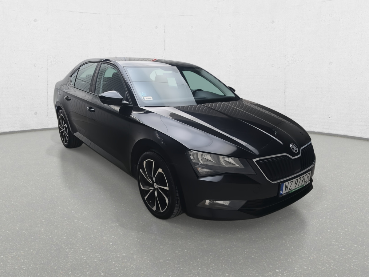 SKODA SUPERB LIFTBACK - Лек автомобил: снимка 1 SKODA SUPERB LIFTBACK - Лек автомобил: снимка 1