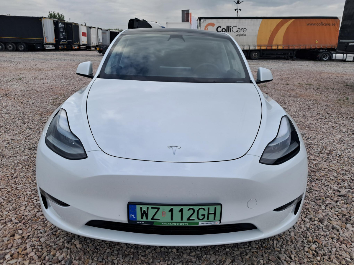 TESLA MODEL Y SUV - Джип: снимка 2 TESLA MODEL Y SUV - Джип: снимка 2