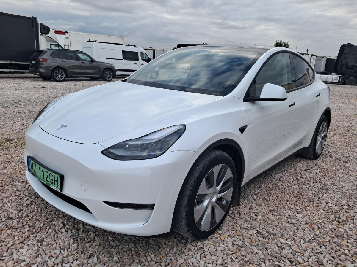 TESLA MODEL Y SUV - Джип: снимка 3 TESLA MODEL Y SUV - Джип: снимка 3