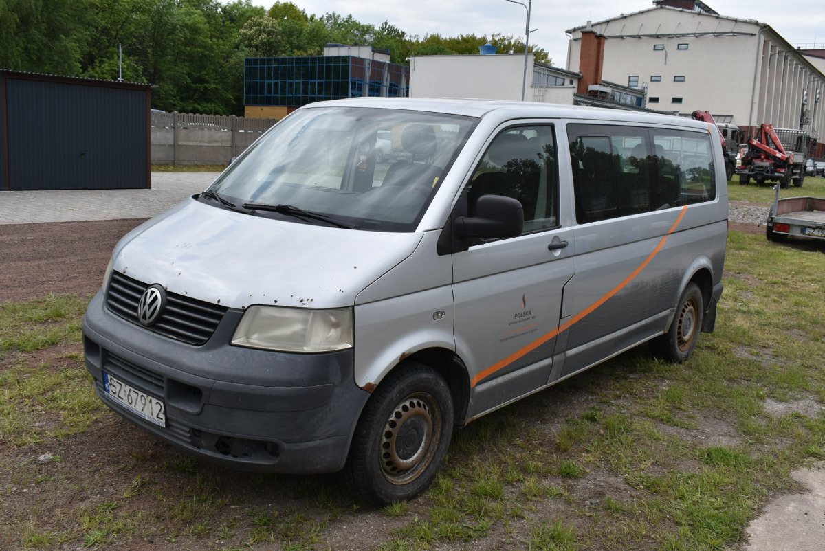 VOLKSWAGEN TRANSPORTER BRYGADÓWKA - Бус с двойна кабина: снимка 2 VOLKSWAGEN TRANSPORTER BRYGADÓWKA - Бус с двойна кабина: снимка 2