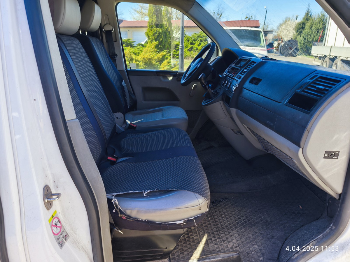 VOLKSWAGEN TRANSPORTER FURGON BLASZAK - Товарен бус: снимка 5 VOLKSWAGEN TRANSPORTER FURGON BLASZAK - Товарен бус: снимка 5