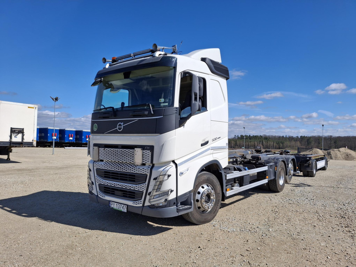 VOLVO FH 500 CIĄGNIK SIODŁOWY - Мултилифт с кука камион: снимка 2 VOLVO FH 500 CIĄGNIK SIODŁOWY - Мултилифт с кука камион: снимка 2