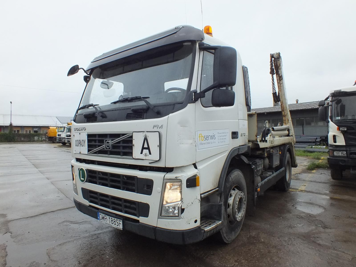 VOLVO FM POD KONTENERY - Мултилифт за контейнери камион: снимка 2 VOLVO FM POD KONTENERY - Мултилифт за контейнери камион: снимка 2