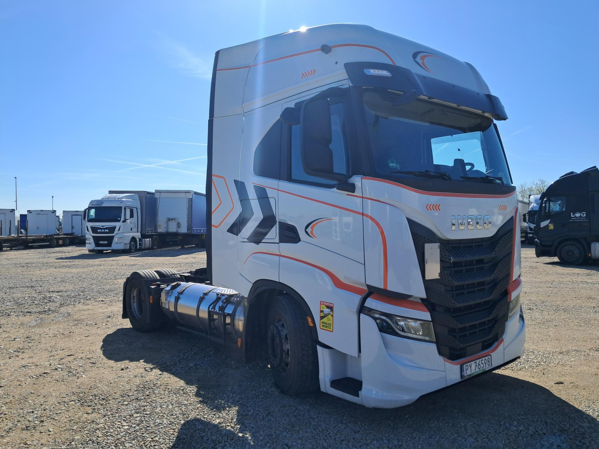 IVECO AS440ST/FP LT LNG CIĄGNIK SIODŁOWY - Влекач: снимка 1 IVECO AS440ST/FP LT LNG CIĄGNIK SIODŁOWY - Влекач: снимка 1