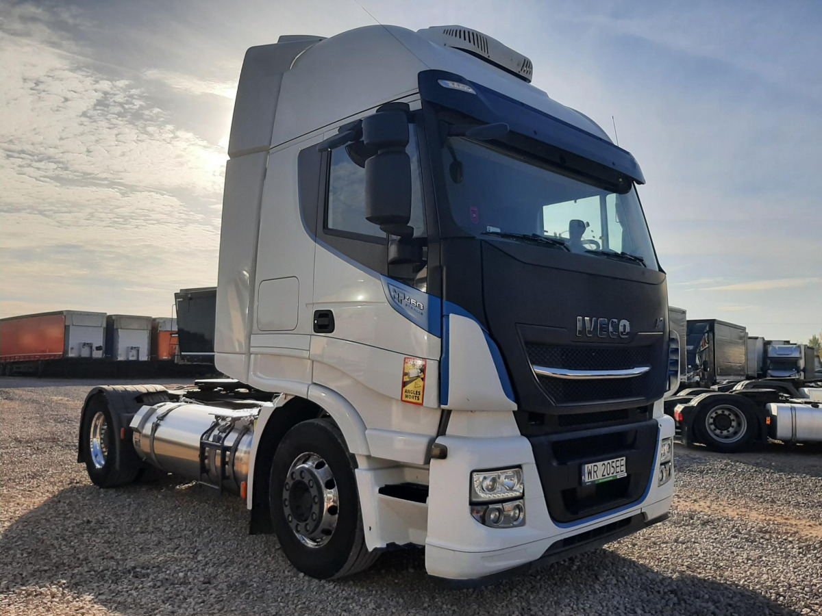 IVECO AS440ST/P LNG CIĄGNIK SIODŁOWY - Влекач: снимка 1 IVECO AS440ST/P LNG CIĄGNIK SIODŁOWY - Влекач: снимка 1