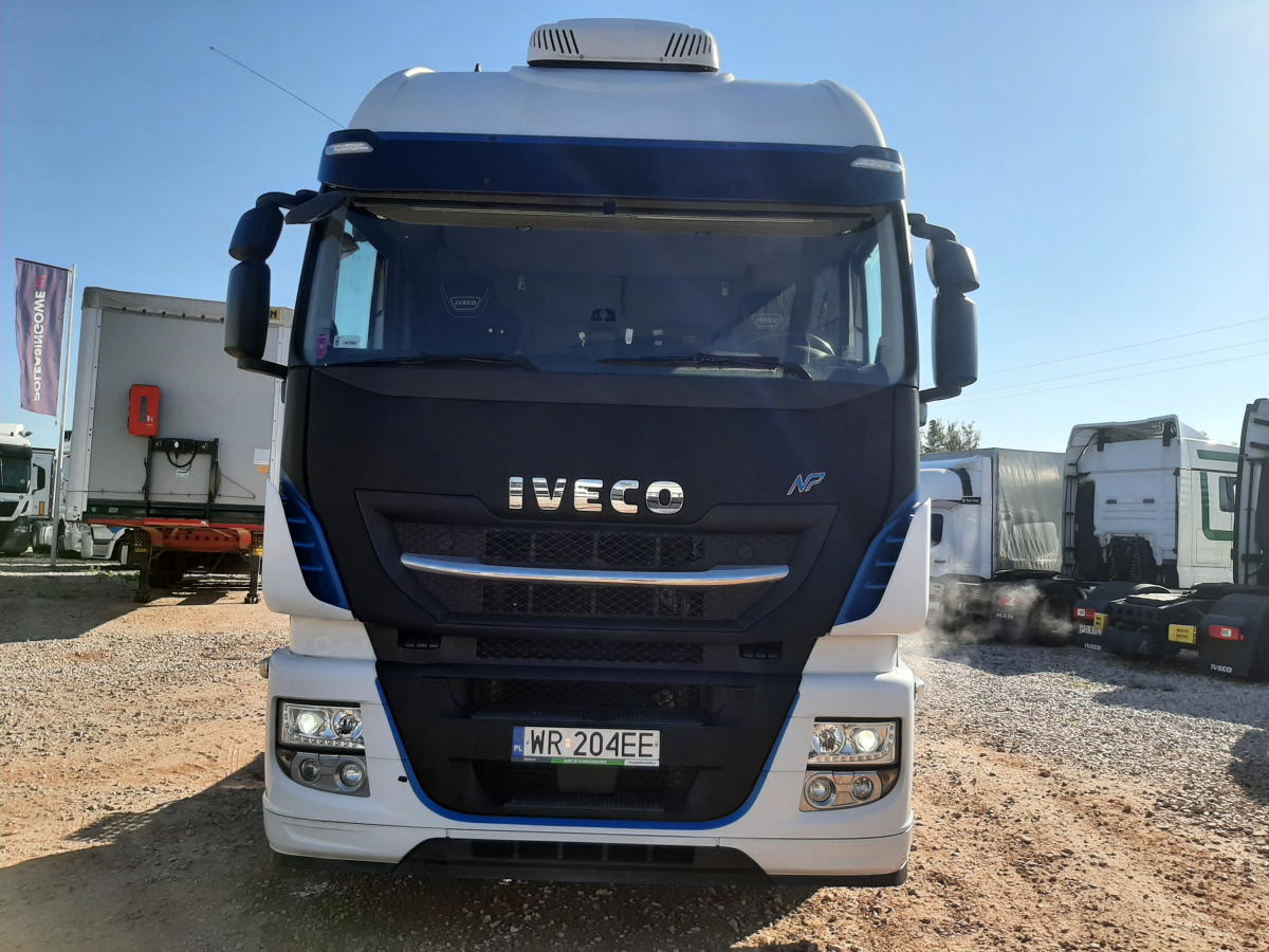 IVECO AS440ST/P LNG CIĄGNIK SIODŁOWY - Влекач: снимка 2 IVECO AS440ST/P LNG CIĄGNIK SIODŁOWY - Влекач: снимка 2