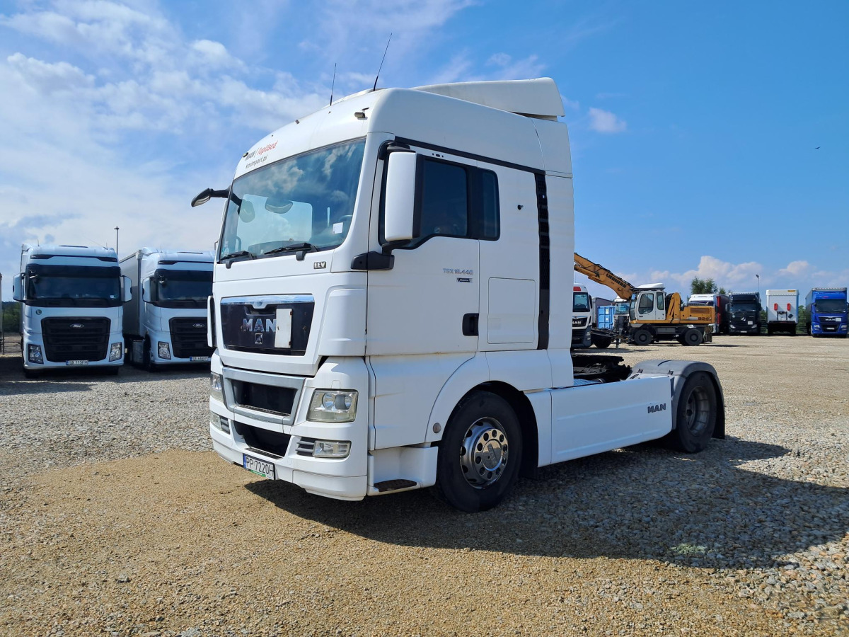 MAN TGX 18.440 CIĄGNIK SIODŁOWY - Влекач: снимка 2 MAN TGX 18.440 CIĄGNIK SIODŁOWY - Влекач: снимка 2