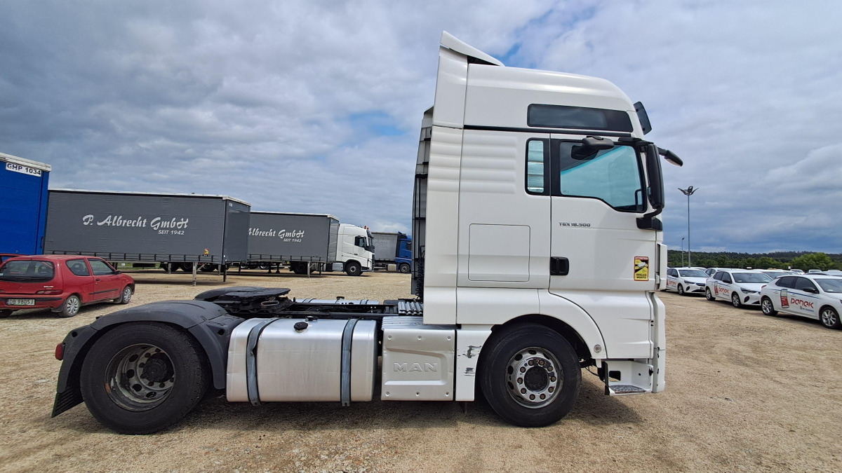 MAN TGX 18.500 4X2 BLS CIĄGNIK SIODŁOWY - Влекач: снимка 5 MAN TGX 18.500 4X2 BLS CIĄGNIK SIODŁOWY - Влекач: снимка 5
