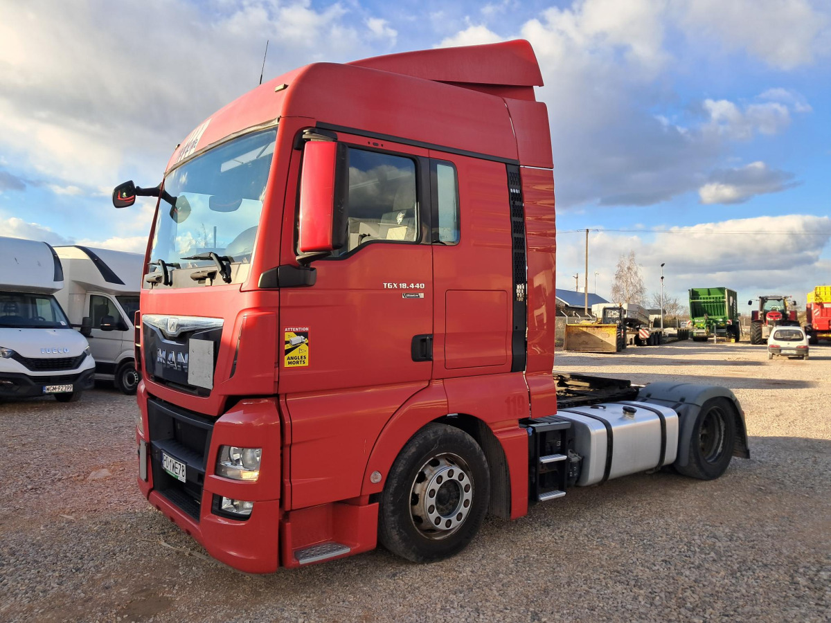 MAN TGX CIĄGNIK SIODŁOWY - Влекач: снимка 2 MAN TGX CIĄGNIK SIODŁOWY - Влекач: снимка 2