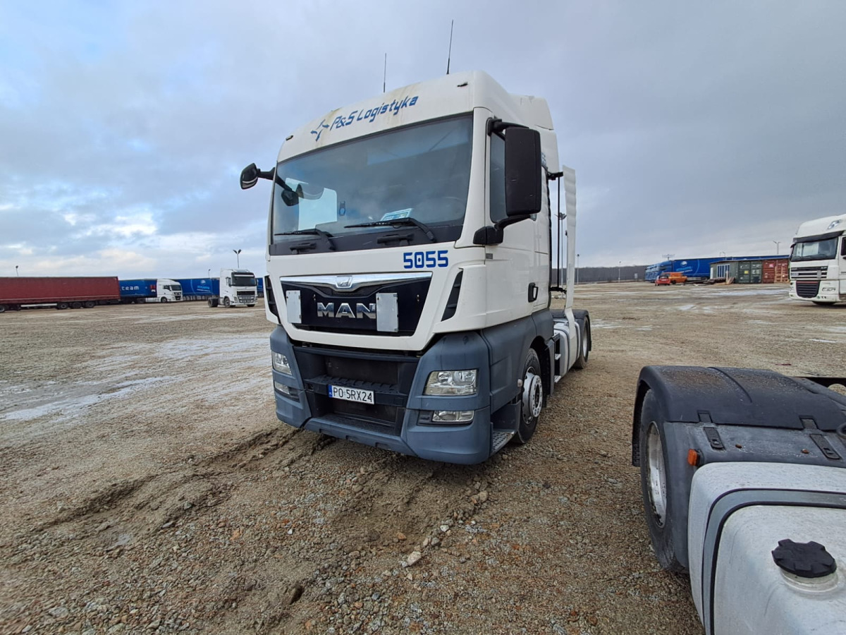 MAN TGX CIĄGNIK SIODŁOWY - Влекач: снимка 2 MAN TGX CIĄGNIK SIODŁOWY - Влекач: снимка 2