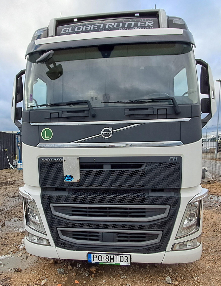 VOLVO FH 460 CIĄGNIK SIODŁOWY - Влекач: снимка 2 VOLVO FH 460 CIĄGNIK SIODŁOWY - Влекач: снимка 2