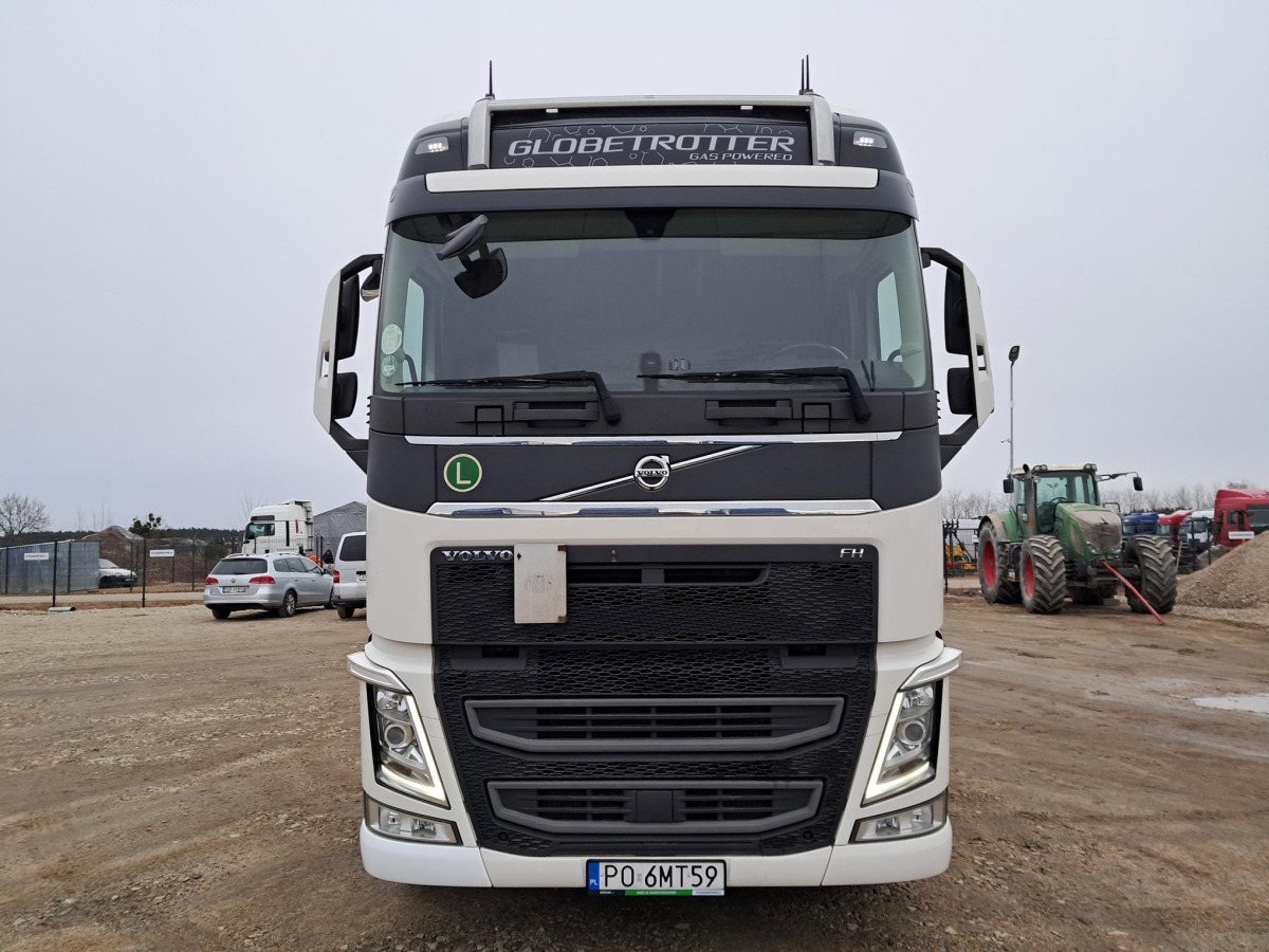 VOLVO FH 460 CIĄGNIK SIODŁOWY - Влекач: снимка 2 VOLVO FH 460 CIĄGNIK SIODŁOWY - Влекач: снимка 2
