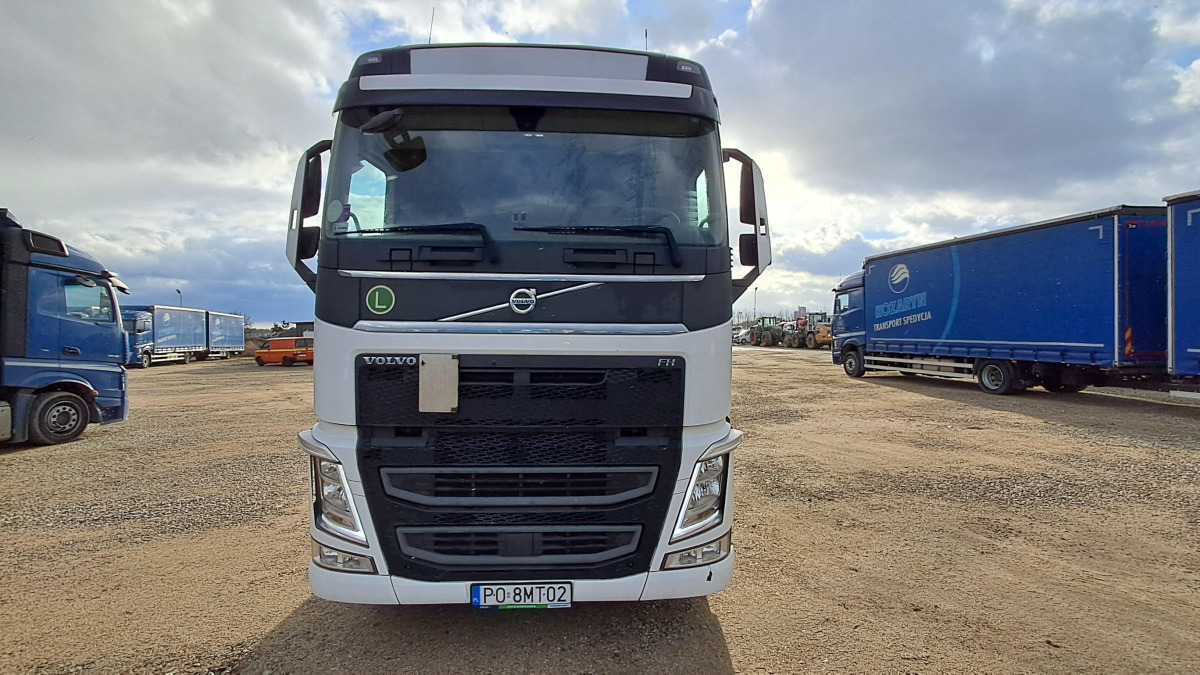 VOLVO FH 460 CIĄGNIK SIODŁOWY - Влекач: снимка 2 VOLVO FH 460 CIĄGNIK SIODŁOWY - Влекач: снимка 2