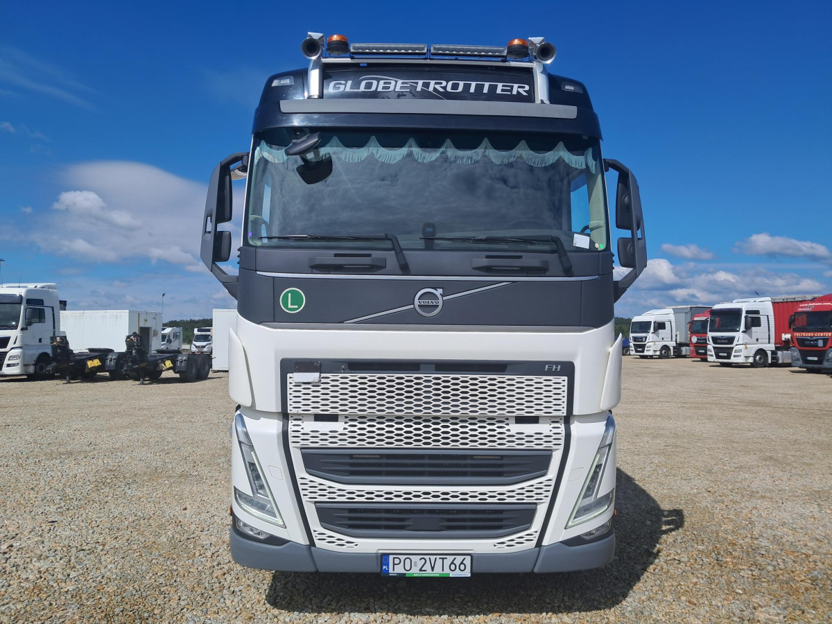 VOLVO FH CIĄGNIK SIODŁOWY - Влекач: снимка 2 VOLVO FH CIĄGNIK SIODŁOWY - Влекач: снимка 2