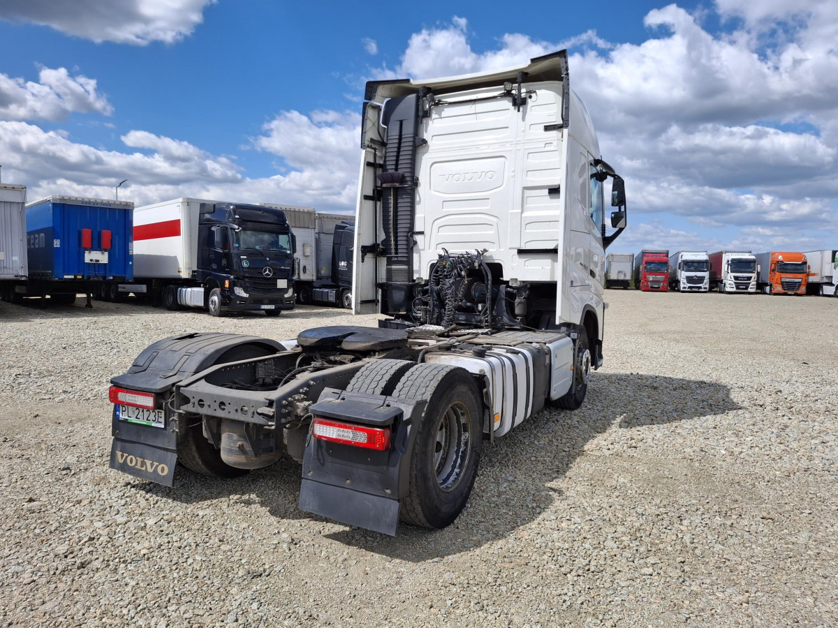 VOLVO FH CIĄGNIK SIODŁOWY - Влекач: снимка 5 VOLVO FH CIĄGNIK SIODŁOWY - Влекач: снимка 5