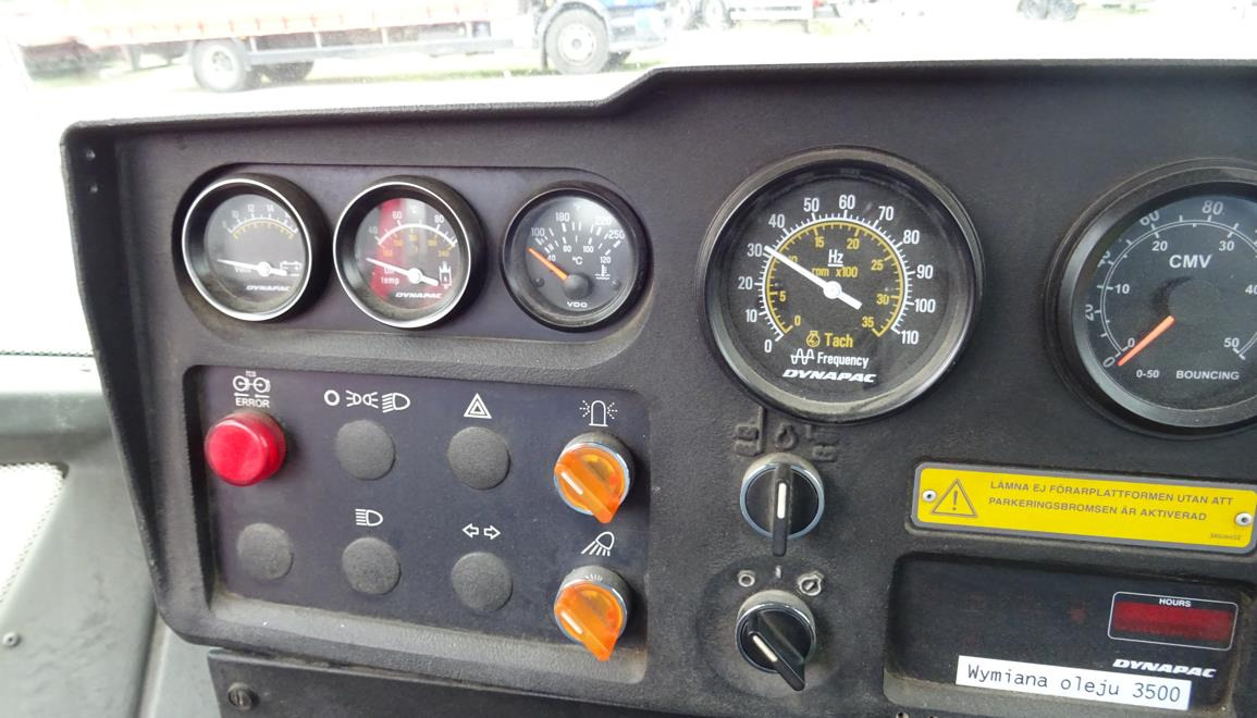 Валяк Walec DYNAPAC CA 302D 2011 - 3393 mth - CE - 15,9t: снимка 7