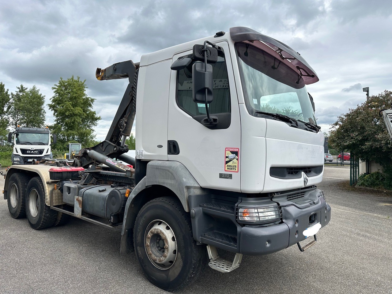 RENAULT KERAX 370 DCI - Мултилифт с кука камион: снимка 4 RENAULT KERAX 370 DCI - Мултилифт с кука камион: снимка 4