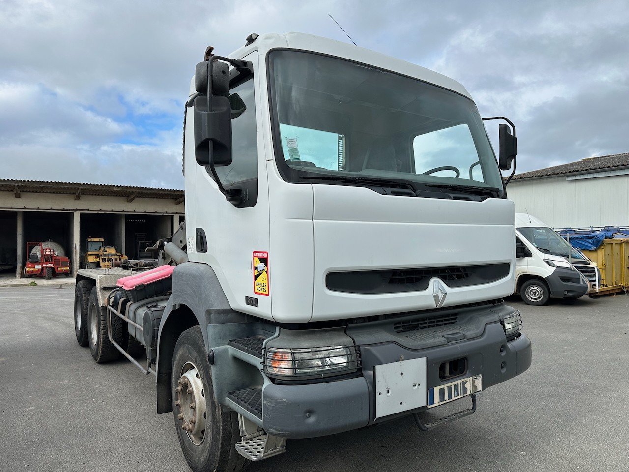 RENAULT KERAX 370 DCI - Мултилифт с кука камион: снимка 5 RENAULT KERAX 370 DCI - Мултилифт с кука камион: снимка 5