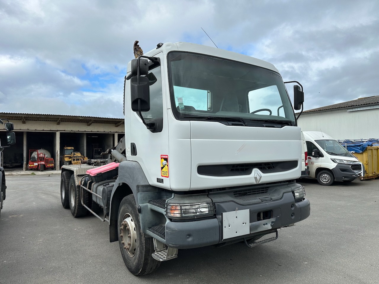 RENAULT KERAX 370 DCI - Мултилифт с кука камион: снимка 2 RENAULT KERAX 370 DCI - Мултилифт с кука камион: снимка 2