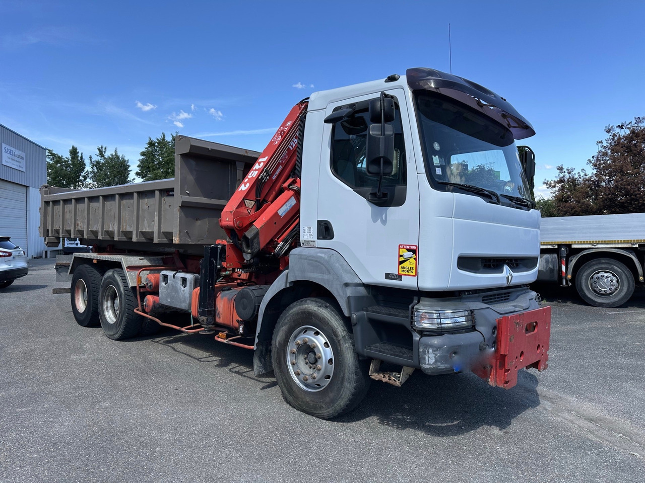 RENAULT KERAX 420DCI - Мултилифт с кука камион, Камион с кран: снимка 2 RENAULT KERAX 420DCI - Мултилифт с кука камион, Камион с кран: снимка 2