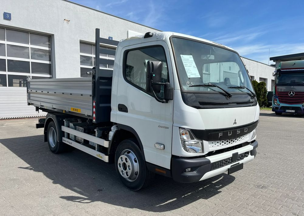 FUSO Canter 7C18 Wywrotka 3W - Самосвал камион: снимка 1 FUSO Canter 7C18 Wywrotka 3W - Самосвал камион: снимка 1
