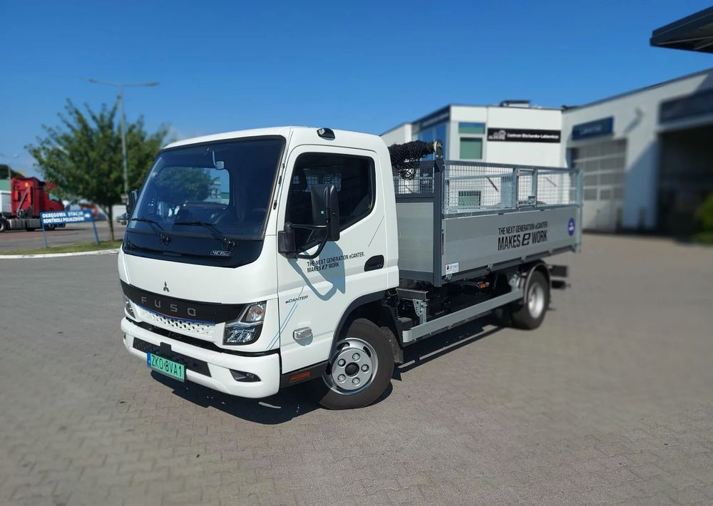 FUSO eCanter 4C15 Wywrotka Selektywna zbiórka - Самосвал камион, Eлектрически камион: снимка 1 FUSO eCanter 4C15 Wywrotka Selektywna zbiórka - Самосвал камион, Eлектрически камион: снимка 1