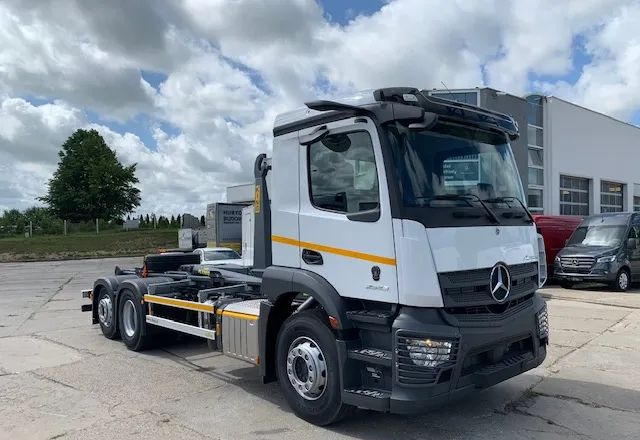 Mercedes-Benz Actros 2543 L Hakowiec - Мултилифт с кука камион: снимка 2 Mercedes-Benz Actros 2543 L Hakowiec - Мултилифт с кука камион: снимка 2