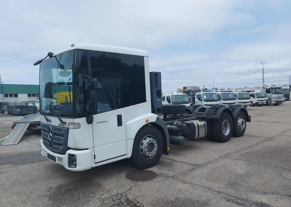 Mercedes-Benz Econic 2630 L ENA - Шаси кабина: снимка 1 Mercedes-Benz Econic 2630 L ENA - Шаси кабина: снимка 1