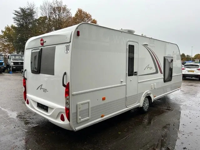 Bürstner Averso Top 545 TS - Каравана: снимка 3 Bürstner Averso Top 545 TS - Каравана: снимка 3