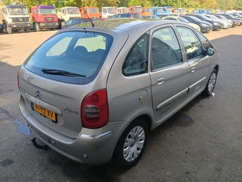 Citroën Xsara Picasso 1.8i - 16V , Airco - Лек автомобил: снимка 3 Citroën Xsara Picasso 1.8i - 16V , Airco - Лек автомобил: снимка 3