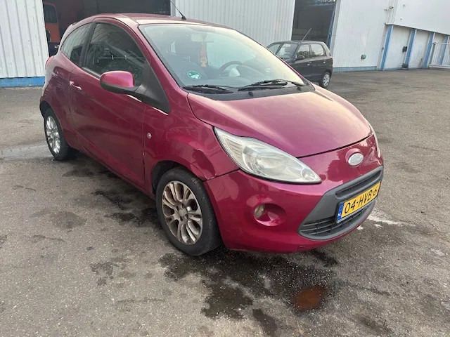 Ford Ka 1.2 , Airco , Export / Handel - Хечбек: снимка 4 Ford Ka 1.2 , Airco , Export / Handel - Хечбек: снимка 4