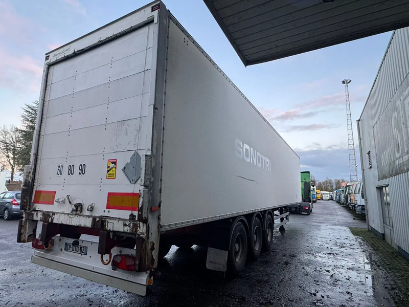 Fruehauf 3 Axle SMB , Box Trailer, Spring Suspension - Затворена каросерия полуремарке: снимка 3 Fruehauf 3 Axle SMB , Box Trailer, Spring Suspension - Затворена каросерия полуремарке: снимка 3