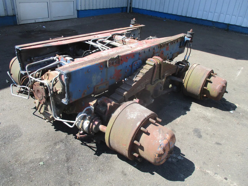 Iveco 6x4 Back Axle / Double Pont , 2 pieces in stock - Задна ос за Камион: снимка 2 Iveco 6x4 Back Axle / Double Pont , 2 pieces in stock - Задна ос за Камион: снимка 2
