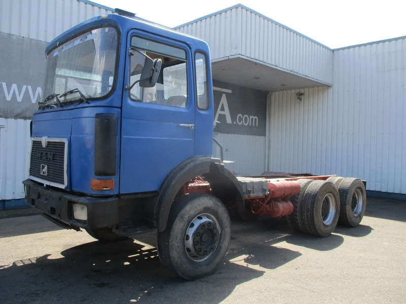 MAN 26.280 , 6x4 , ZF Manual , Spring suspension - Шаси кабина: снимка 1 MAN 26.280 , 6x4 , ZF Manual , Spring suspension - Шаси кабина: снимка 1