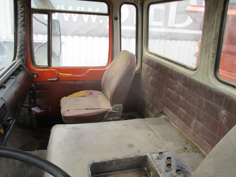 Самосвал камион MAN 26.321 6x4 , 3 way tipper , ZF Manual , Spring suspension: снимка 13