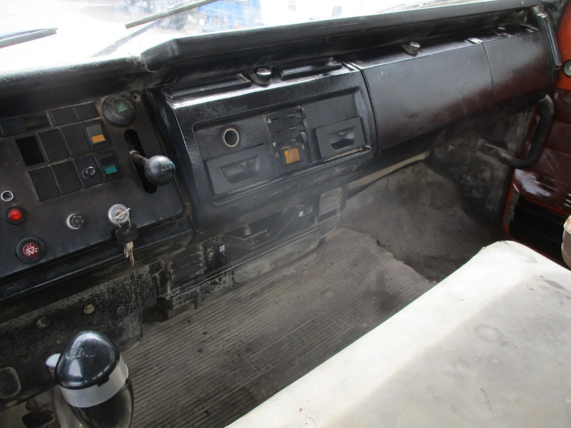 Самосвал камион MAN 26.321 6x4 , 3 way tipper , ZF Manual , Spring suspension: снимка 12