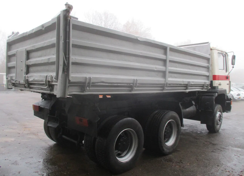 MAN 26 322 ZF Manual , 6x4 , 3 way tipper , Spring suspension - Самосвал камион: снимка 3 MAN 26 322 ZF Manual , 6x4 , 3 way tipper , Spring suspension - Самосвал камион: снимка 3