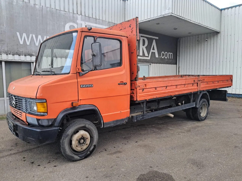 Mercedes-Benz 609 D, Manual , Spring Suspension - Бордови камион: снимка 1 Mercedes-Benz 609 D, Manual , Spring Suspension - Бордови камион: снимка 1