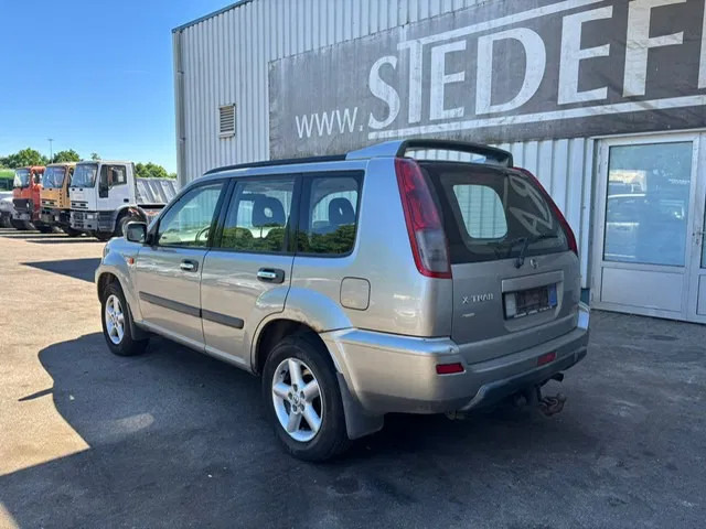 Nissan X-Trail 2.2 DCi , 4x4 , Airco , Export - Джип: снимка 5 Nissan X-Trail 2.2 DCi , 4x4 , Airco , Export - Джип: снимка 5
