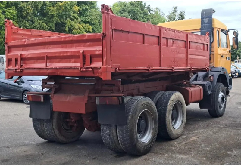 Renault G 300.26 , Manager , 6x4 , 3 Way-Tipper , Spring Suspension , Manual - Самосвал камион: снимка 3 Renault G 300.26 , Manager , 6x4 , 3 Way-Tipper , Spring Suspension , Manual - Самосвал камион: снимка 3