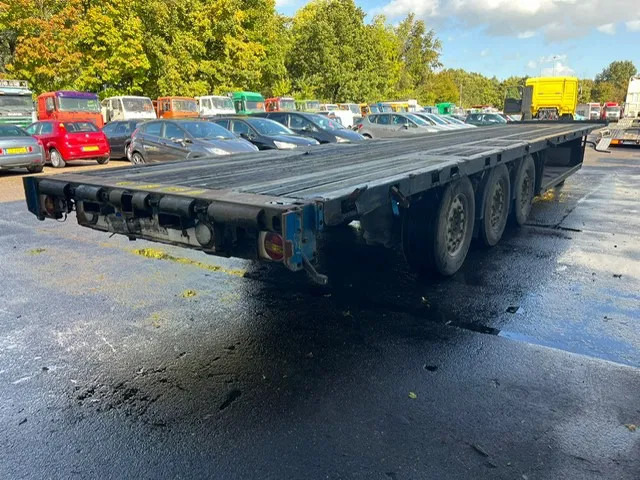 SYSTEM TRAILER 3x SAF Axle , Flat trailer - Бордово полуремарке/ Платформа: снимка 3 SYSTEM TRAILER 3x SAF Axle , Flat trailer - Бордово полуремарке/ Платформа: снимка 3