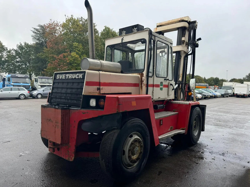 Svetruck 860-28 Pneumatic Tire Forklift - Дизелов мотокар: снимка 3 Svetruck 860-28 Pneumatic Tire Forklift - Дизелов мотокар: снимка 3