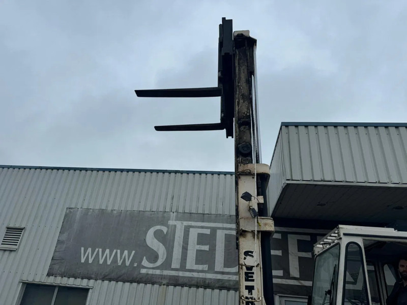 Дизелов мотокар Svetruck 860-28 Pneumatic Tire Forklift: снимка 9