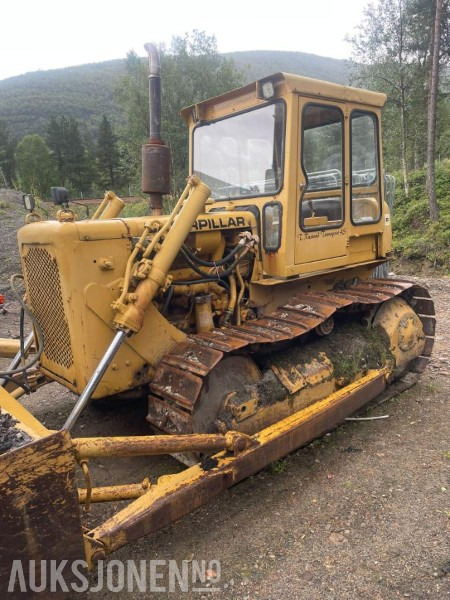 1970 Cat D4d - Строително оборудване: снимка 4 1970 Cat D4d - Строително оборудване: снимка 4